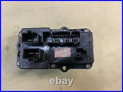 Yamaha Fuse Box 68F-82170-01-00 for Z150 HpDI 2000-2003 model outboards. Used /