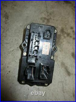 Yamaha HPDI 150hp outboard fuse box (68F-82170-01-00)